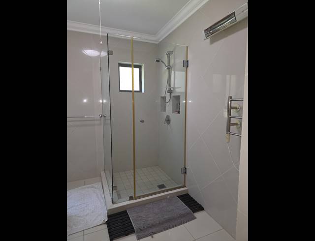 3 BEDROOM FREESTANDING FOR SALE IN K'SHANE